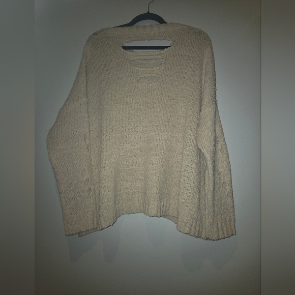 Umgee Womens Cream Crew Neck Sweater with Distressed Details EUC Size S - Picture 8 of 11